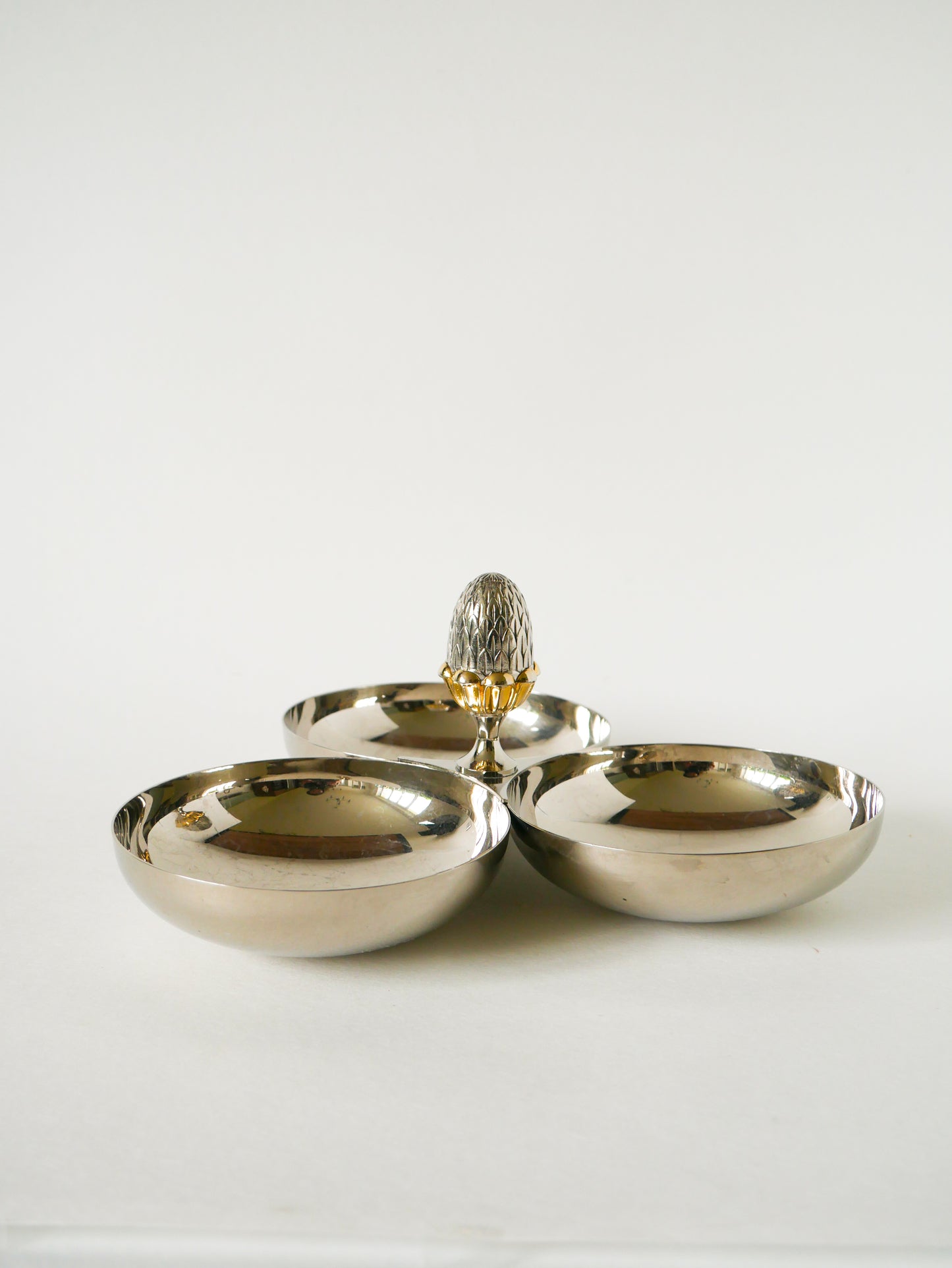 Vide-poche triple en métal argenté, modèle Pomme de Pain, 1950