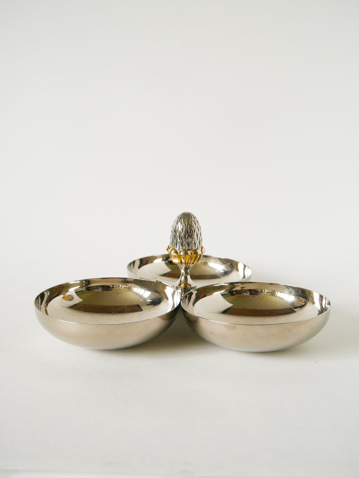 Vide-poche triple en métal argenté, modèle Pomme de Pain, 1950