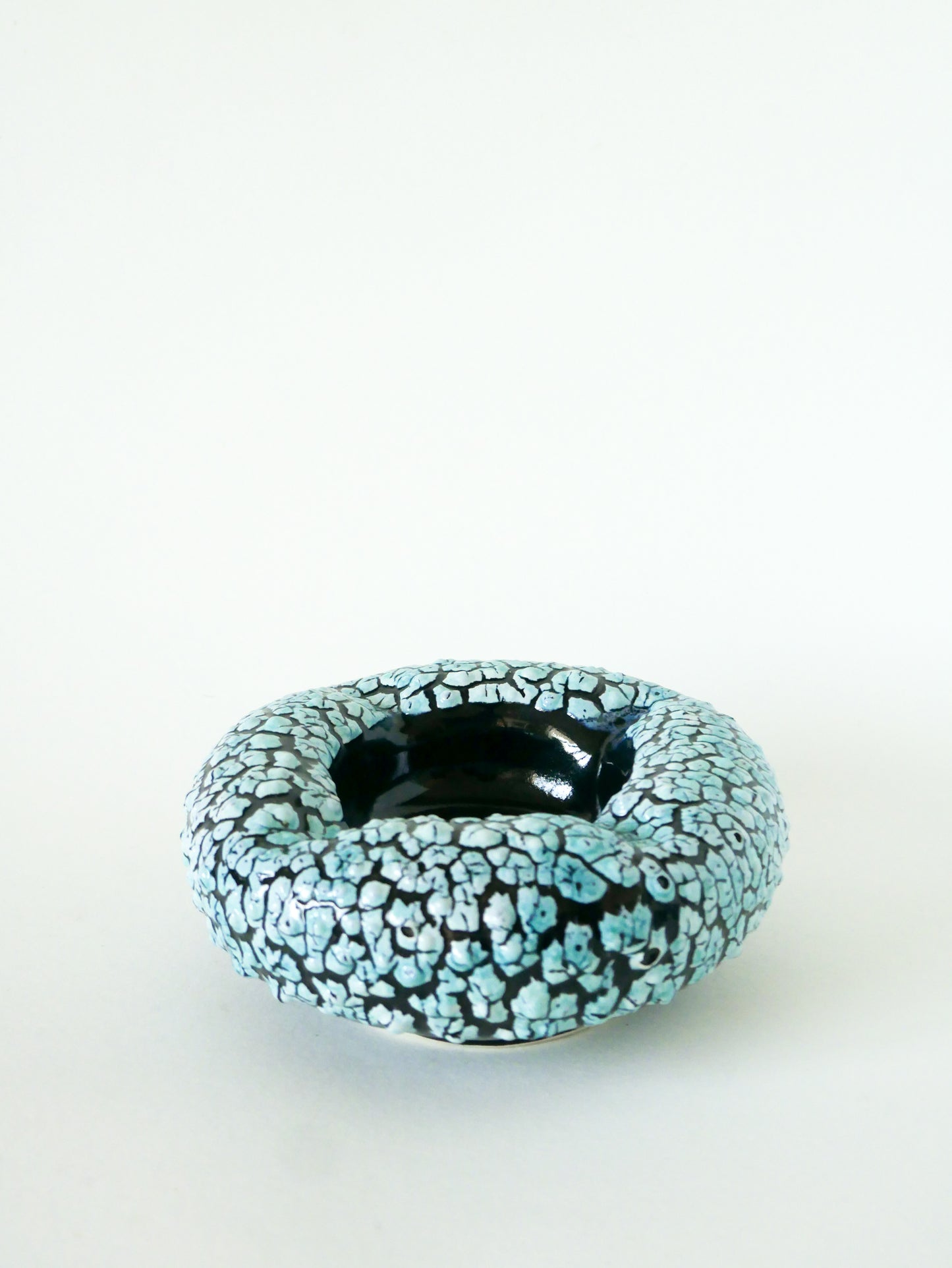 Grand vide-poche en céramique et Fat Lava, Bleu et Blanc, 1970