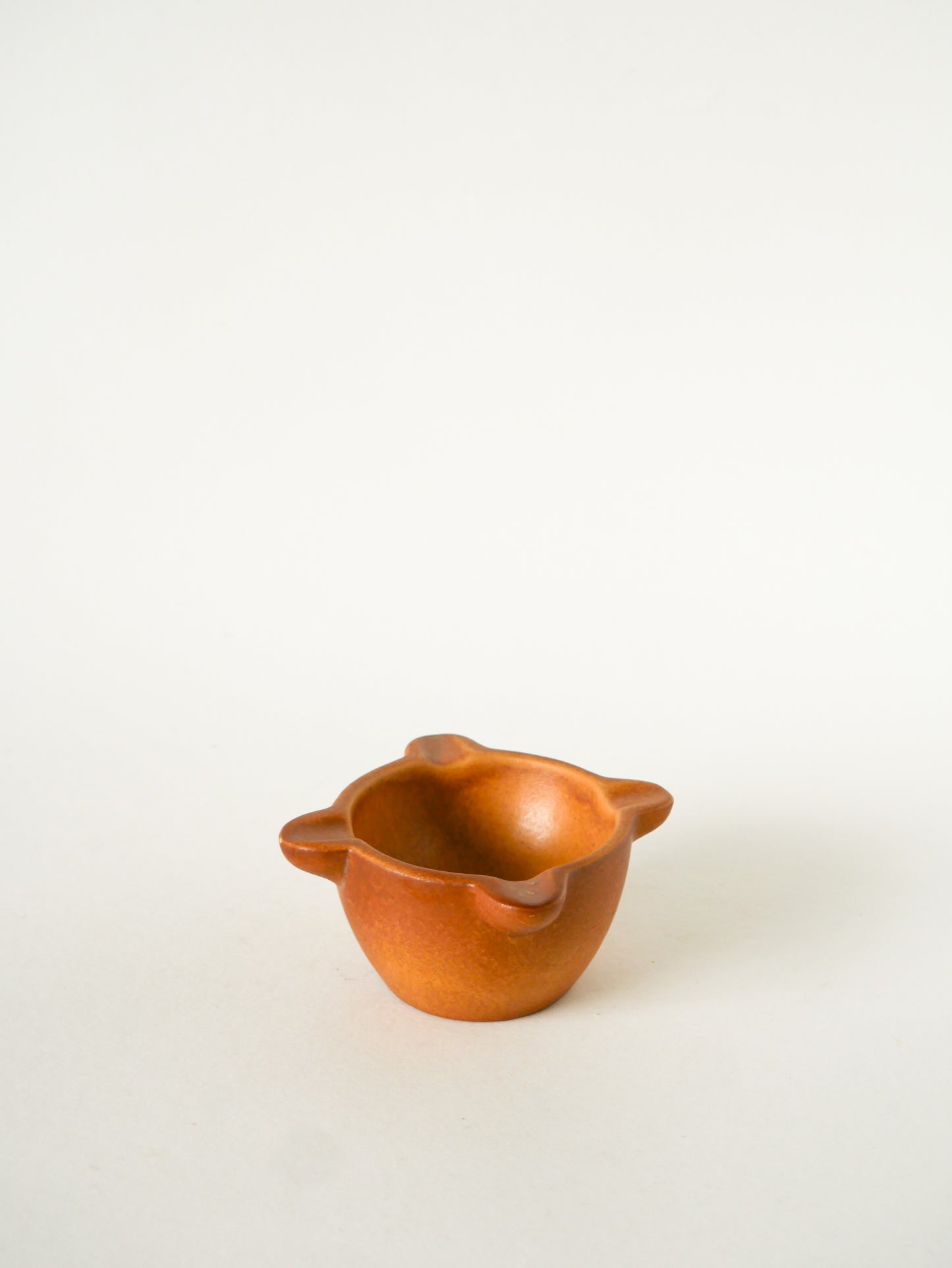 Petit mortier et pilon en grès, 1970