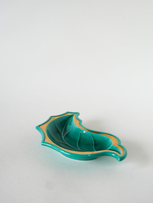 Vide-poche en céramique / barbotine, modèle Feuille, Vert et Doré - 18 X 15 cm