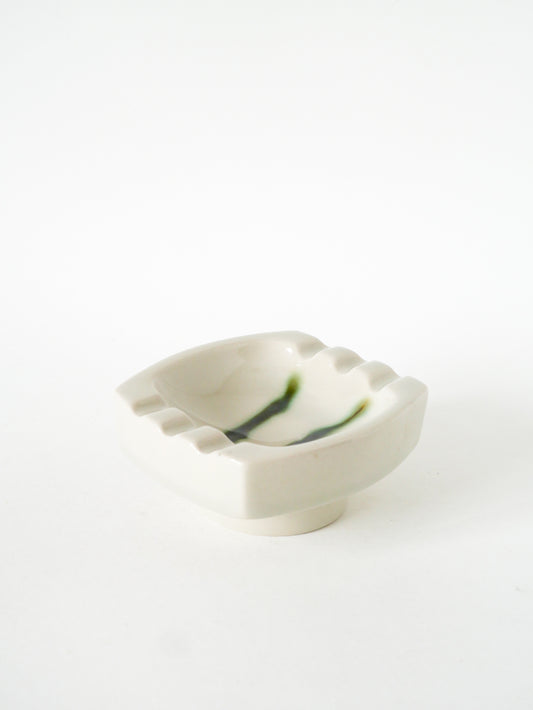 Grand cendrier / vide-poche en céramique, à motifs abstraits, Crème & Vert, Made in Czechoslovakia, 1960