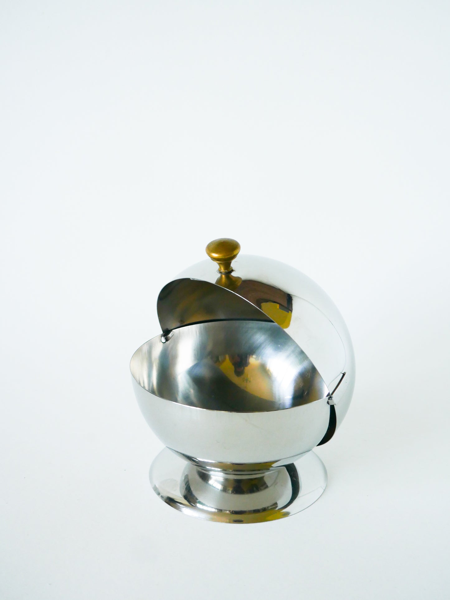 Sucrier en inox, argenté & doré, Design, 1970 - 15 X 15 cm