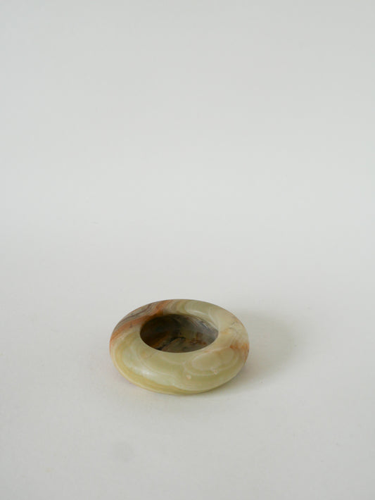 Cendrier en onyx forme ronde, Beige, 1970 - 10 cm