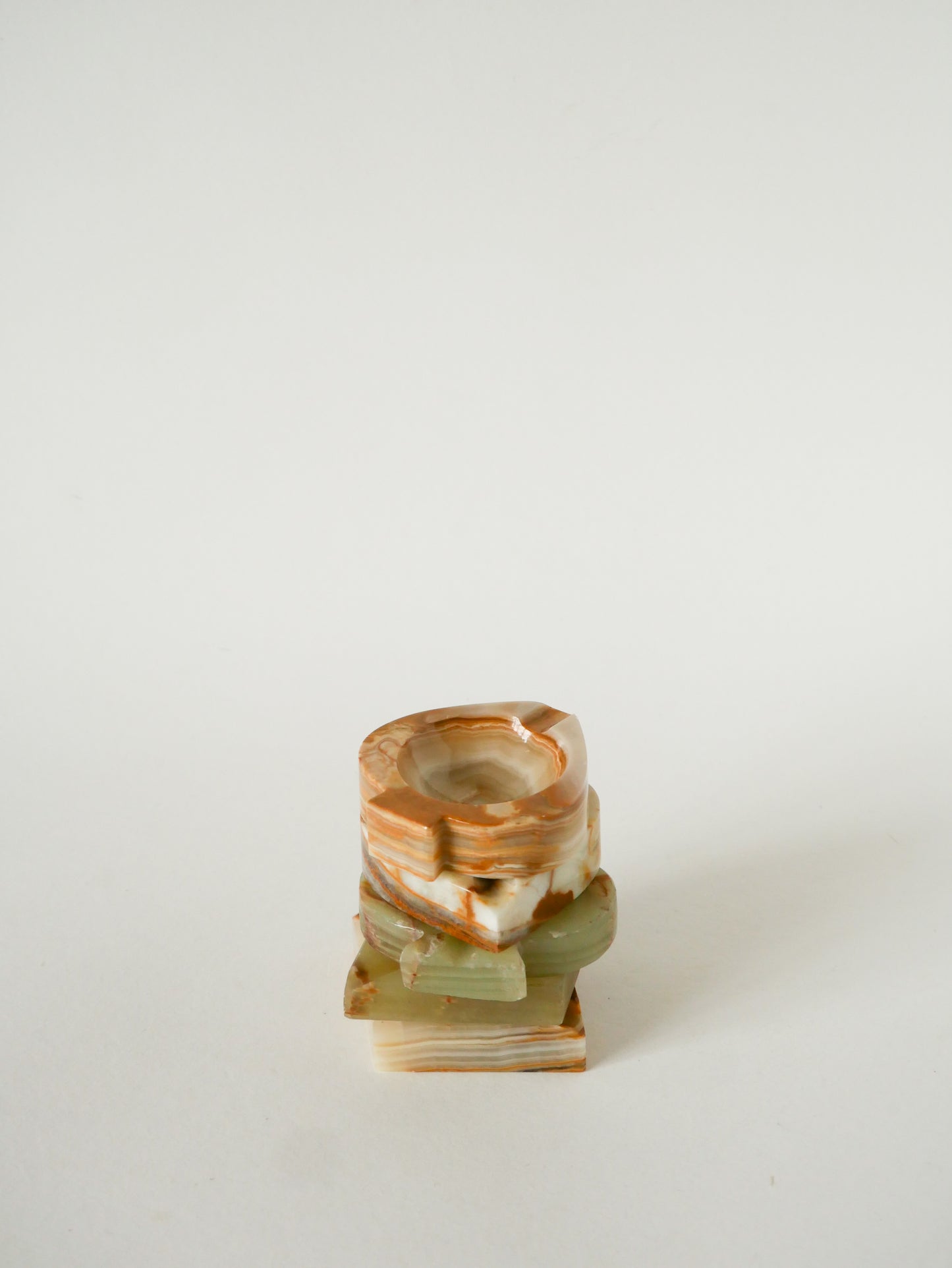 Vide-poche en Albâtre, forme Trèfle, Beige et Marron, 1970