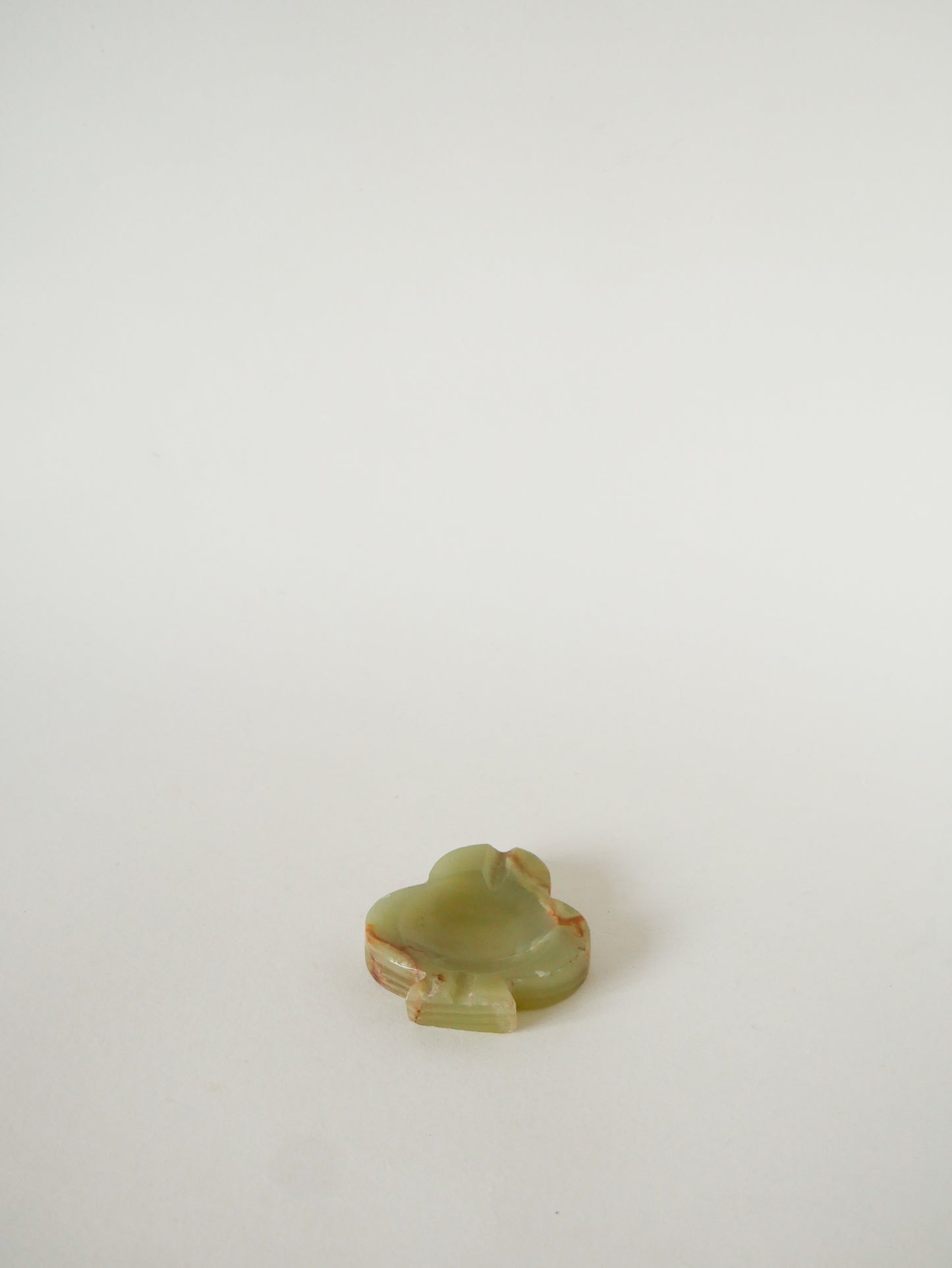 Vide-poche en Onyx, forme Trèfle, Vert et Marron, 1970