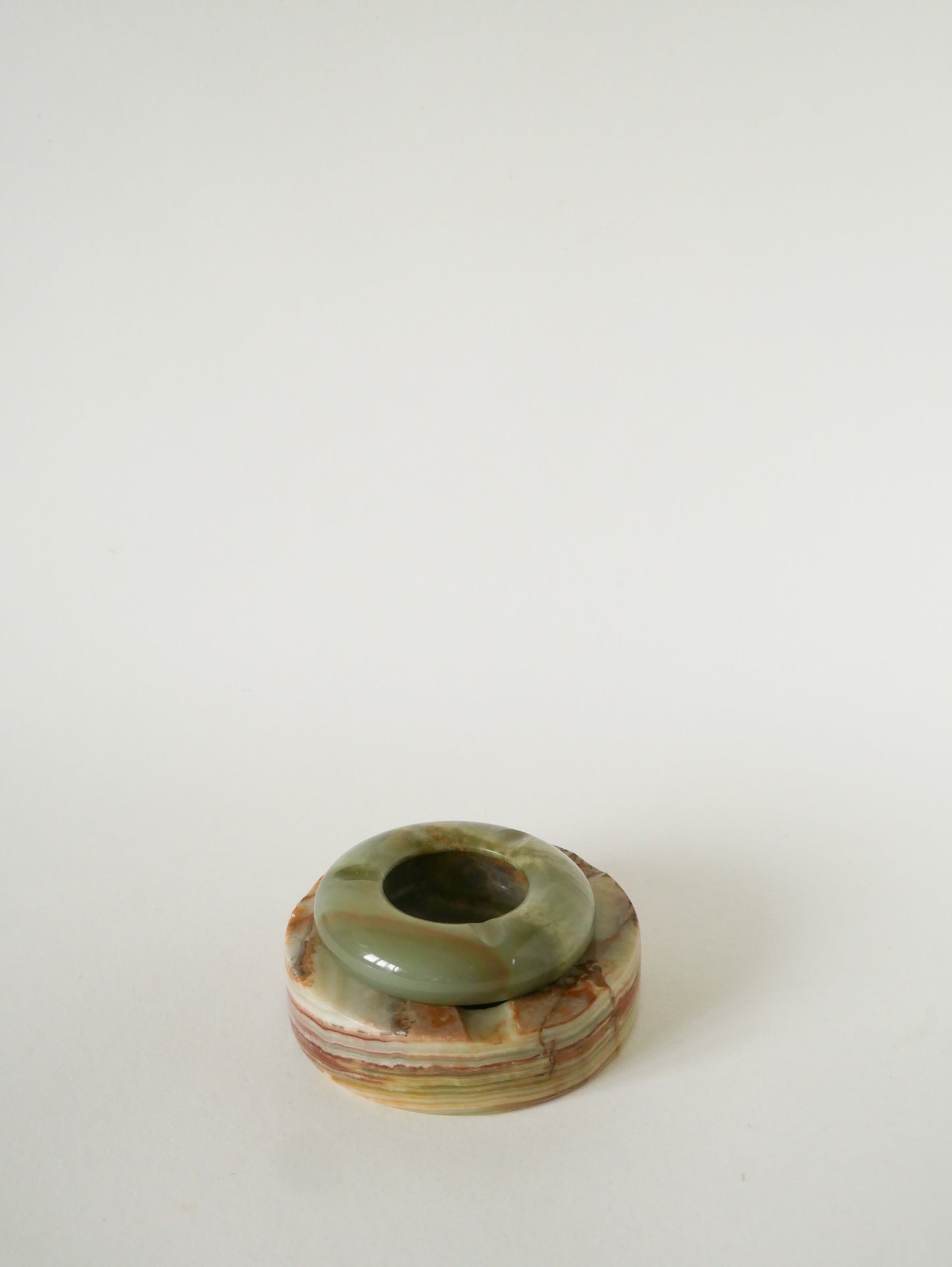 Vide-poche en Onyx, forme Ronde, Vert, Design, 1970 - 10 X 10 cm