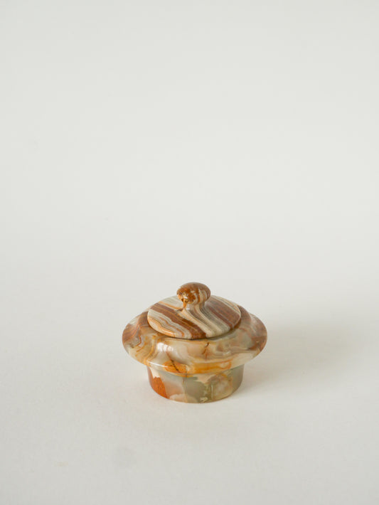 Boîte en Onyx, forme Ronde, Beige, Design, 1970 - 9 X 7 cm