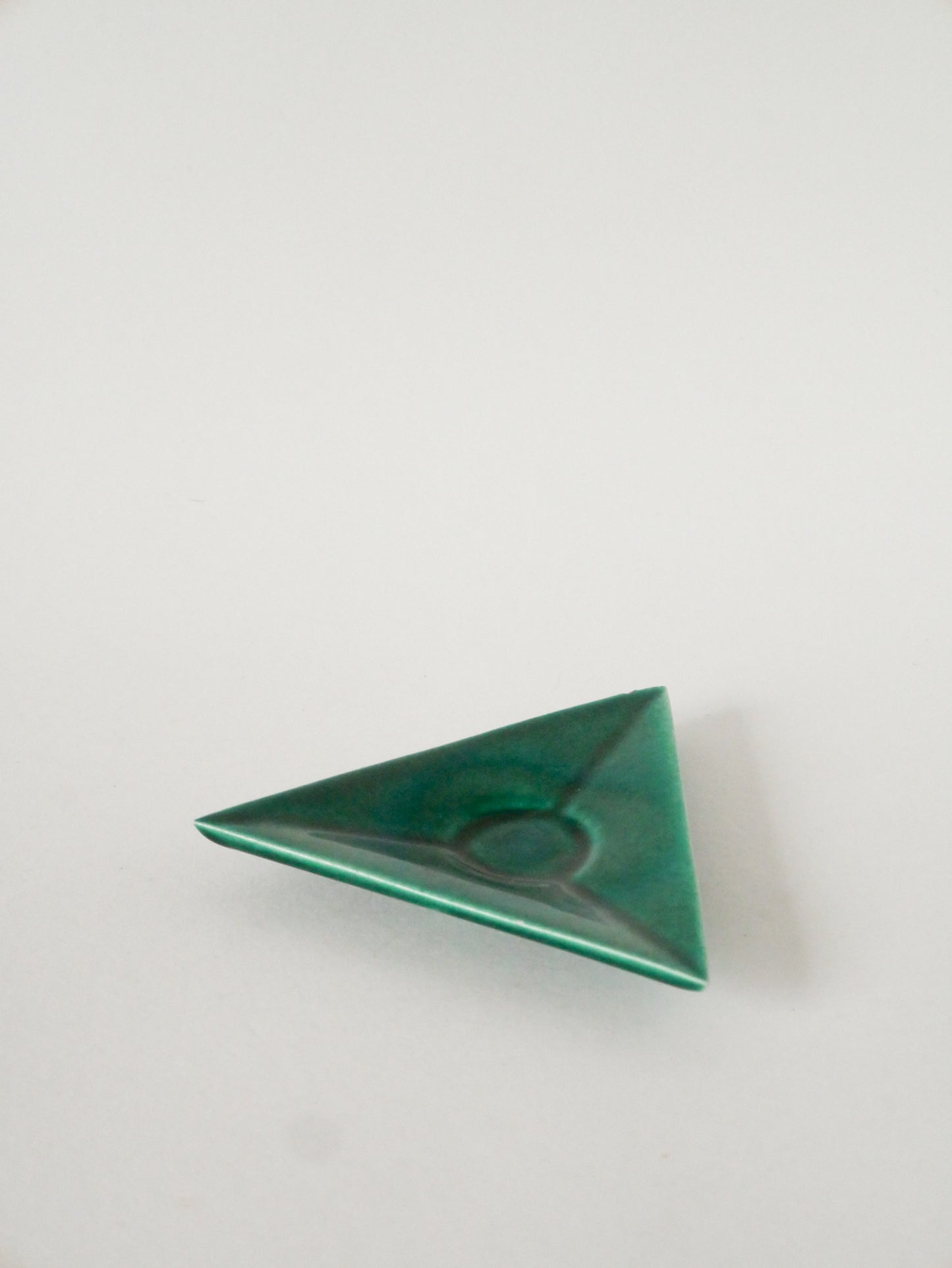 Mini vide-poche en céramique, Triangle, Vert, 1980