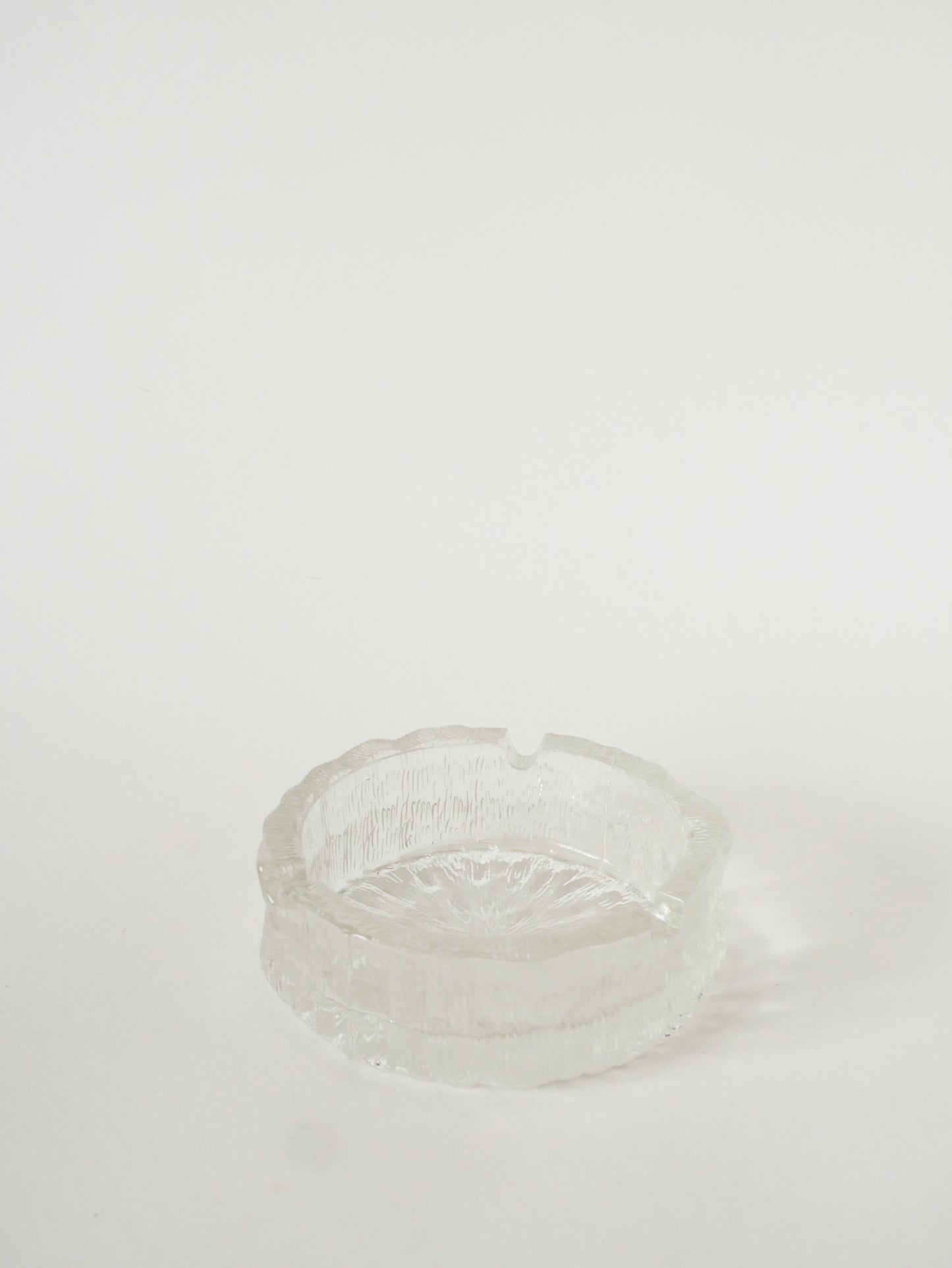 Grand vide-poche en verre texturé, Design Scandinave, 1960