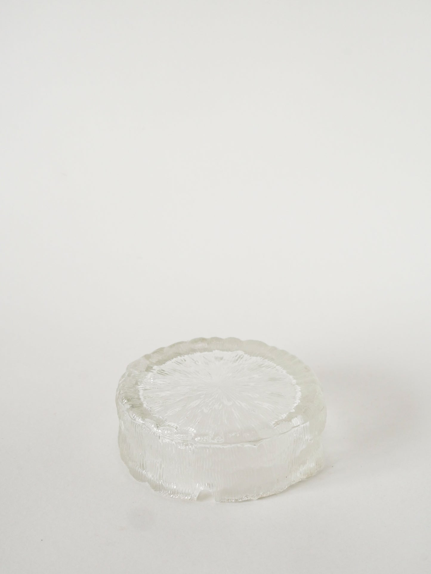 Grand vide-poche en verre texturé, Design Scandinave, 1960