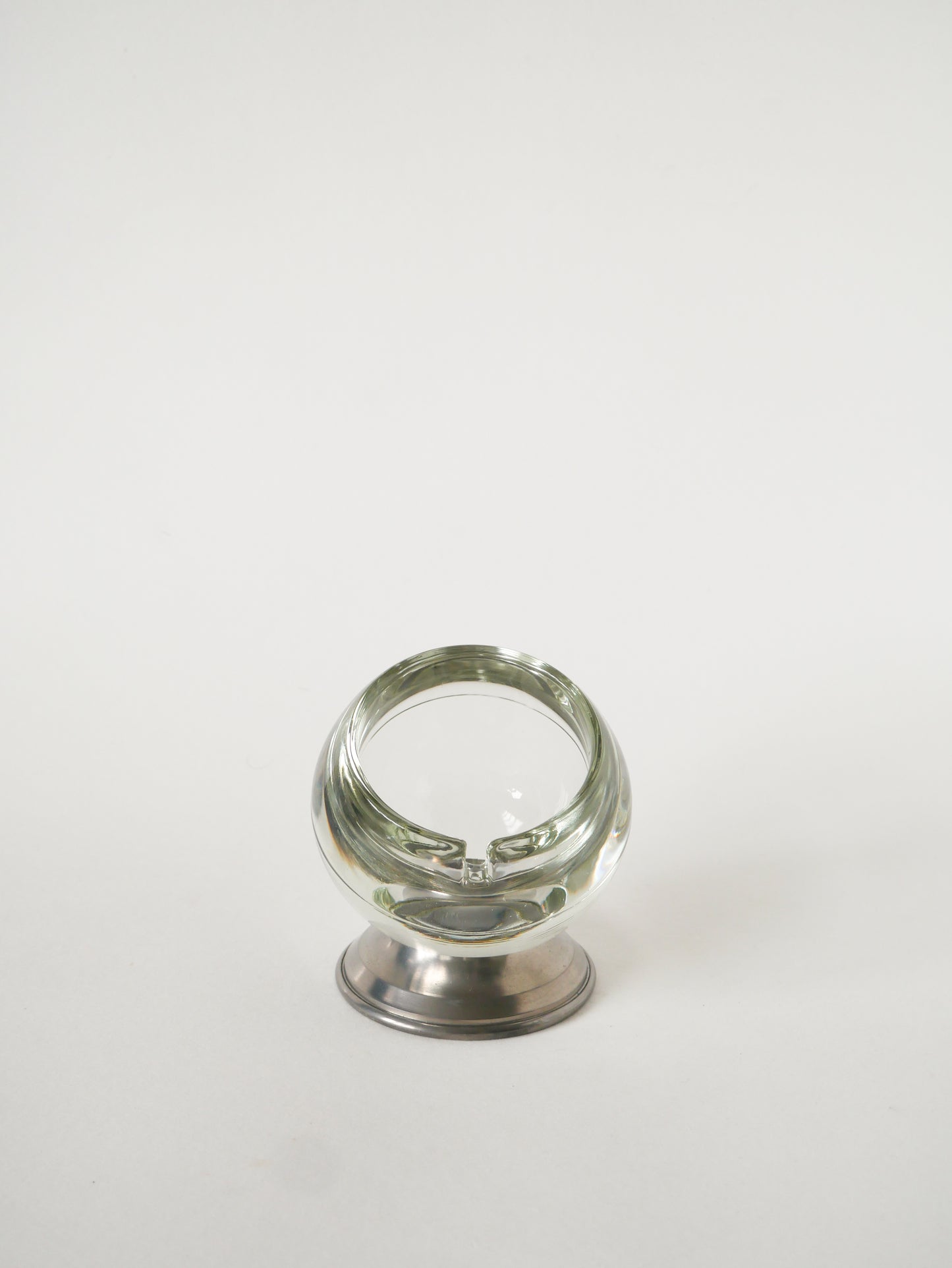 Grand vide-poche Ball en verre et étain, 1970