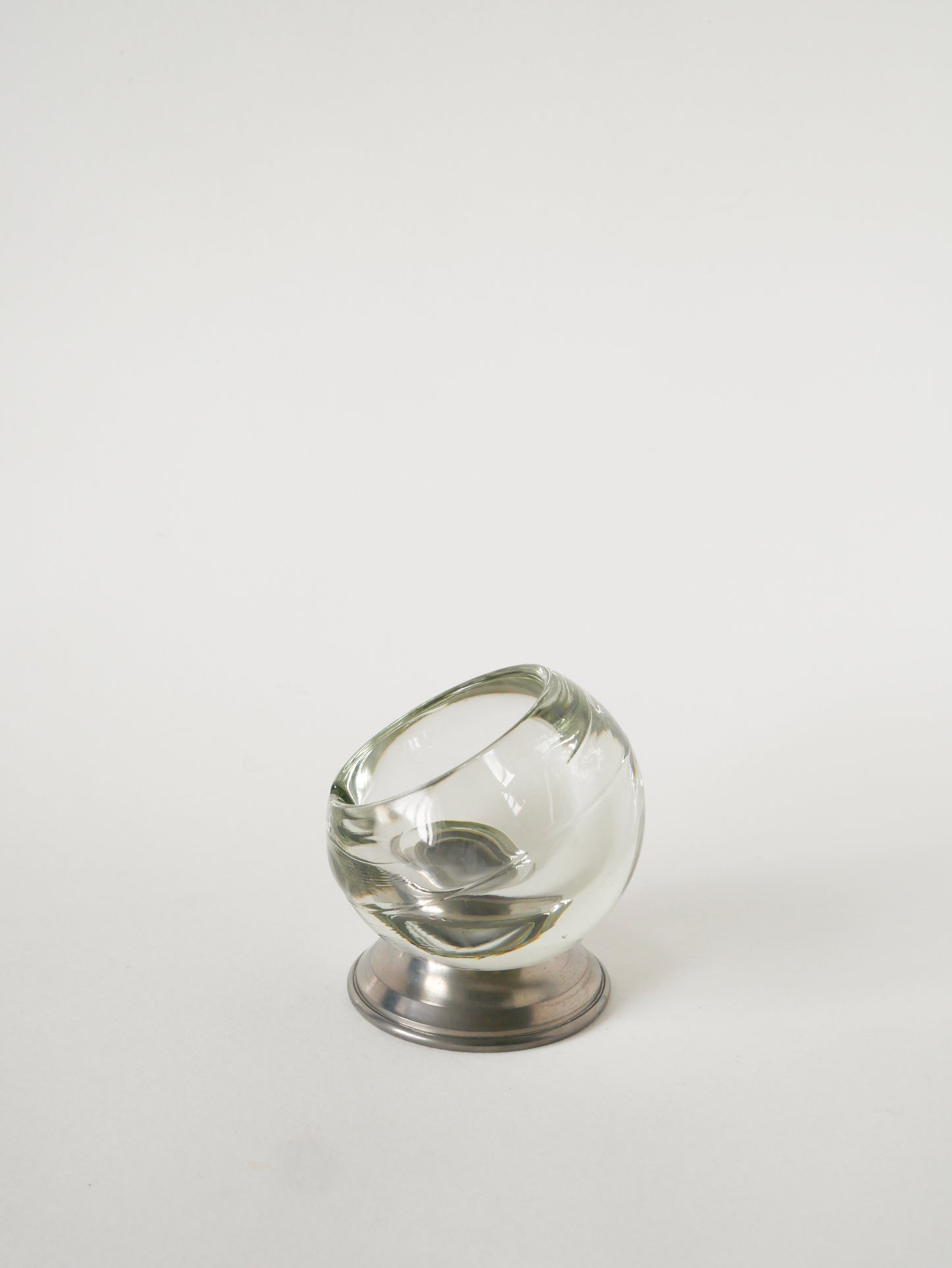 Grand vide-poche Ball en verre et étain, 1970