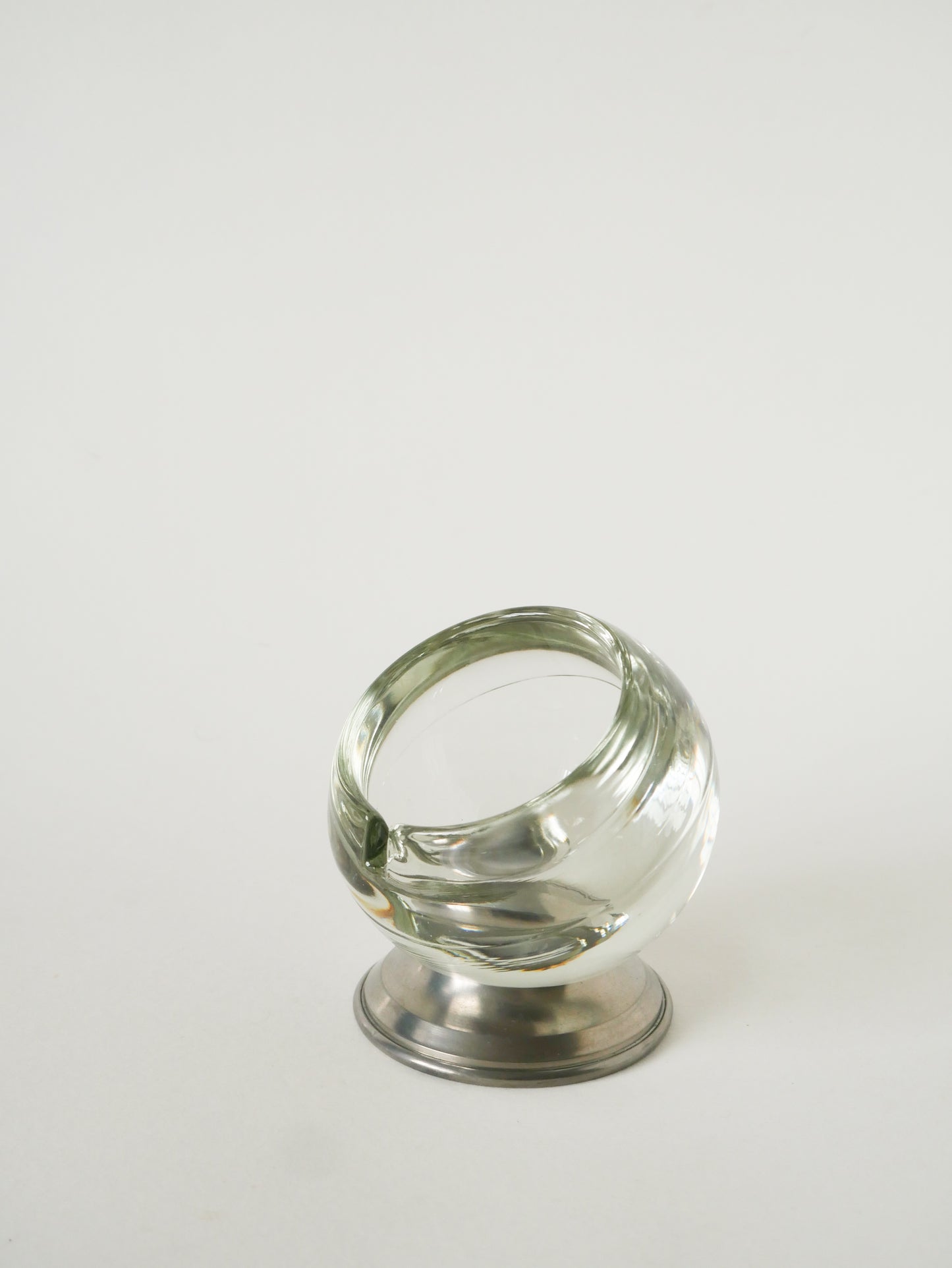 Grand vide-poche Ball en verre et étain, 1970
