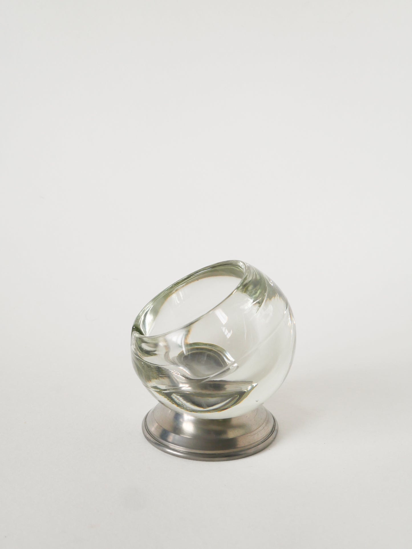Grand vide-poche Ball en verre et étain, 1970