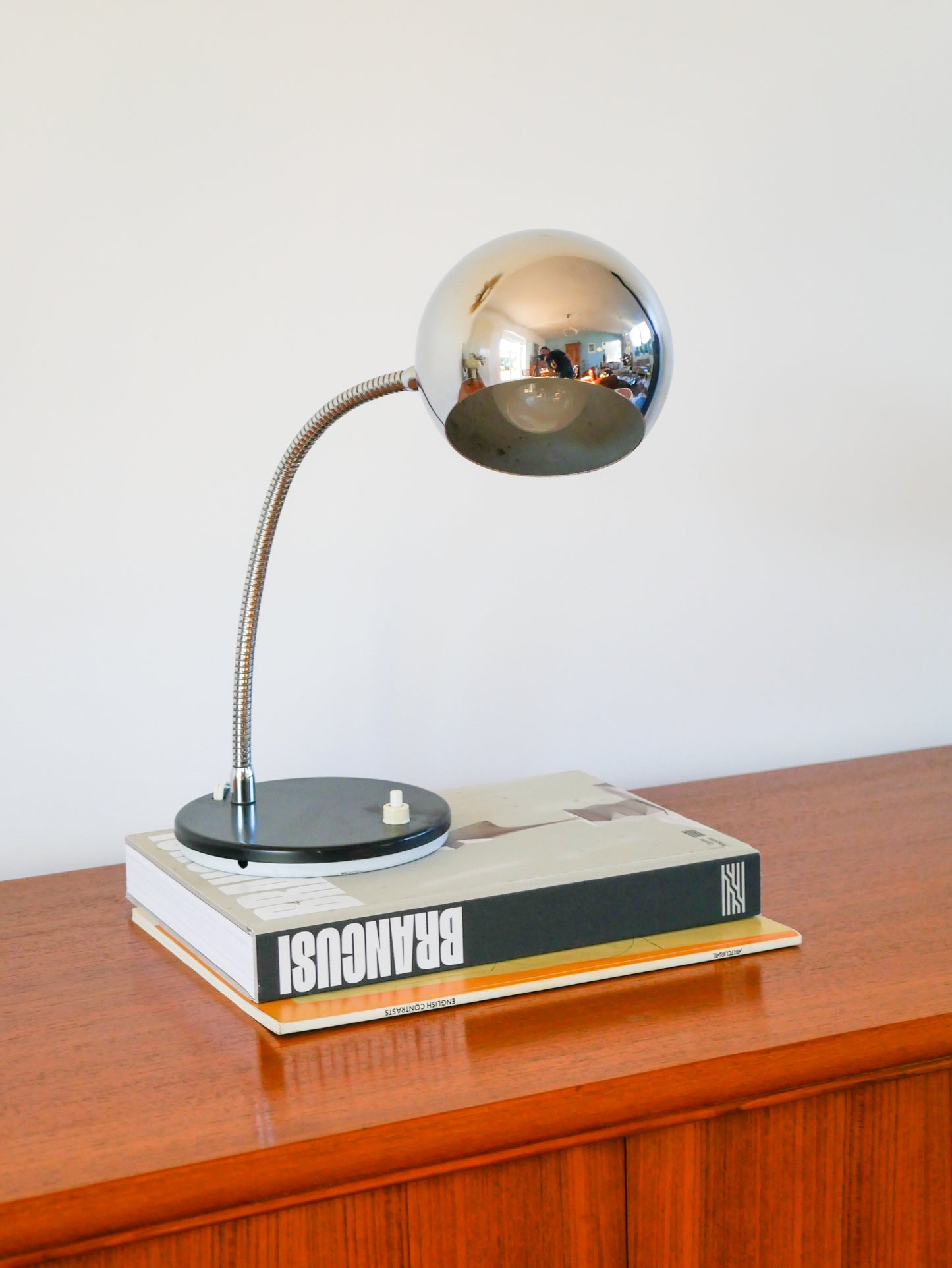 Lampe de bureau Eyeball en métal chromé, Design, 1970