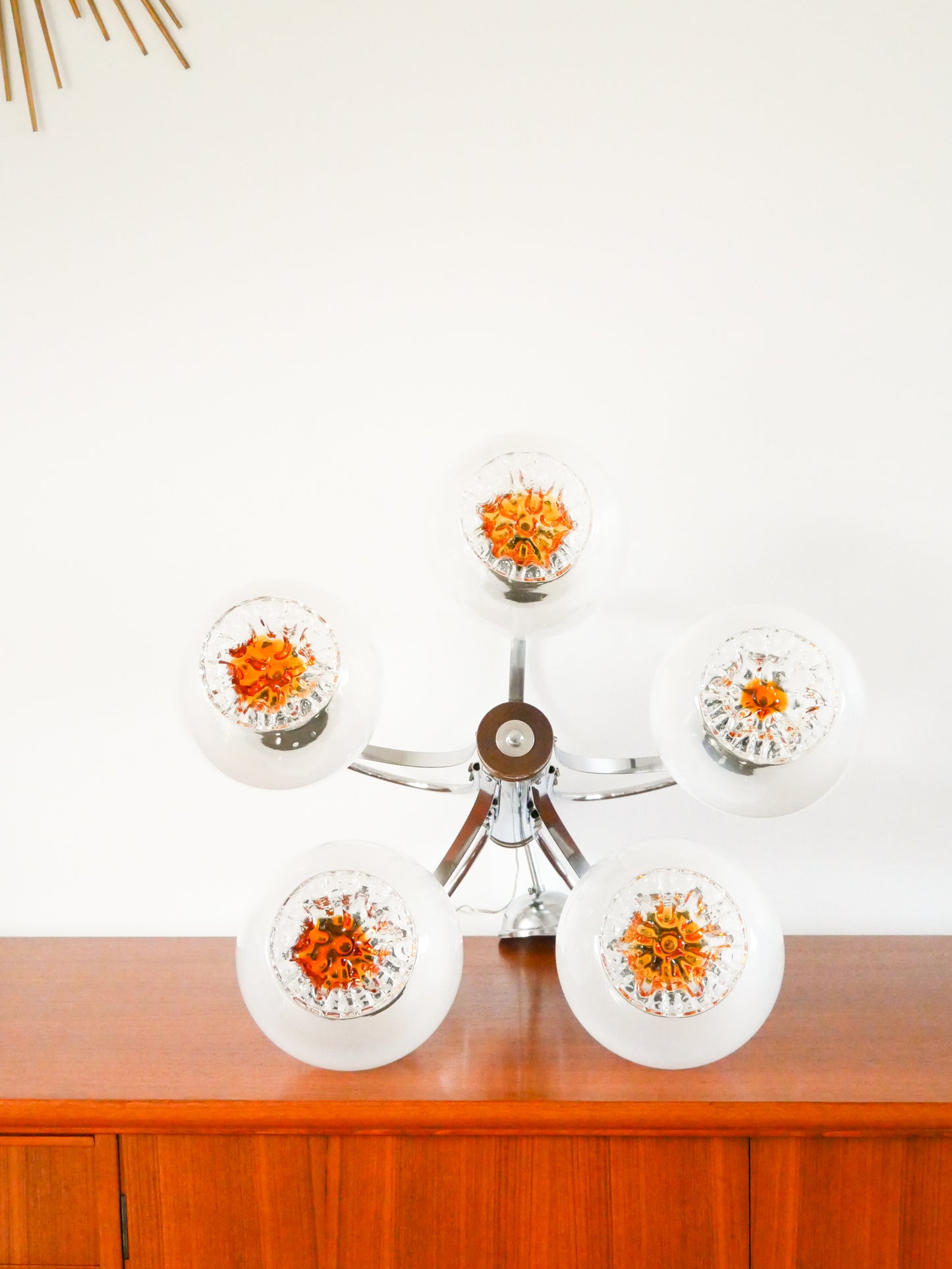 Lustre Gaetano Sciolari, 5 feux, en verre de Murano, Opaline et Ambré, 1970