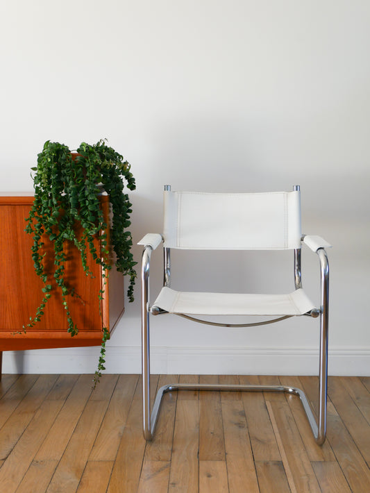 Fauteuil tubulaire en croute de cuir Cantilever chrome et Blanc, dans le goût de Mart Stam & Marcel Breuer S34, 1970