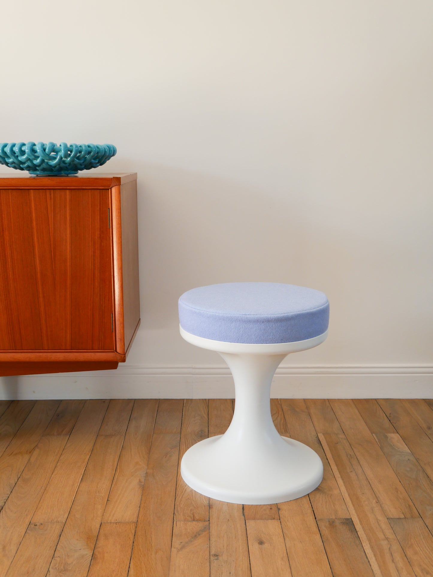 Tabouret tulipe en Plastique et Laine, Baby Blue, Design Space Age, 1970