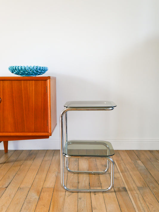 Table d'appoint tubulaire en chrome et verre fumé, double plateaux, Design, Bauhaus,1970