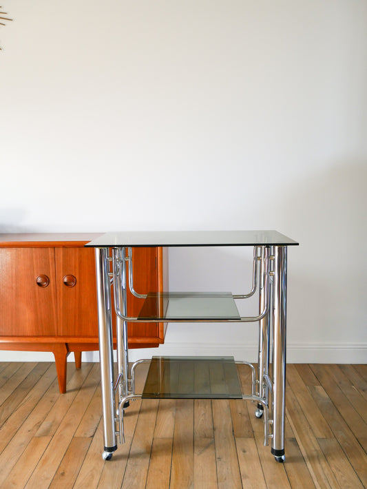 Console en chrome et verre fumé sur roulettes, triple plateaux, Design, 1970
