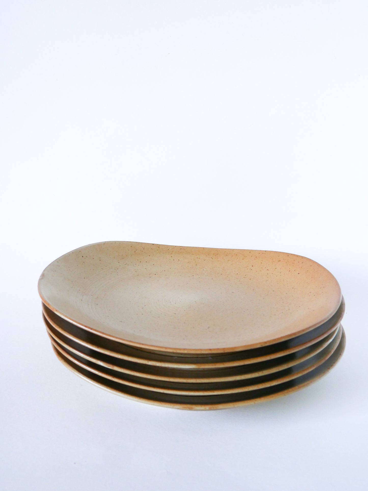 Lot de 5 très grandes assiettes plates en grès ovales, Grès du Village, 1970