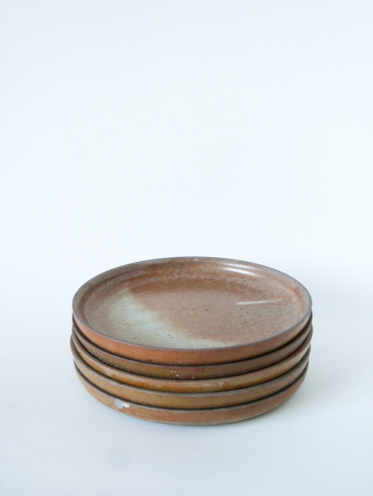 Lot de 5 assiettes plates en grès vernissé, 1970