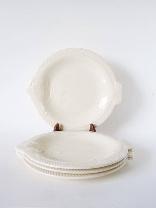 Lot de 4 assiettes en barbotine, modèle Poisson, Crème, 1960