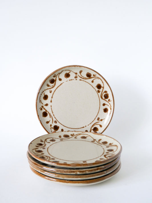 Lot de 5 assiettes à dessert en grès, avec motifs, 1970