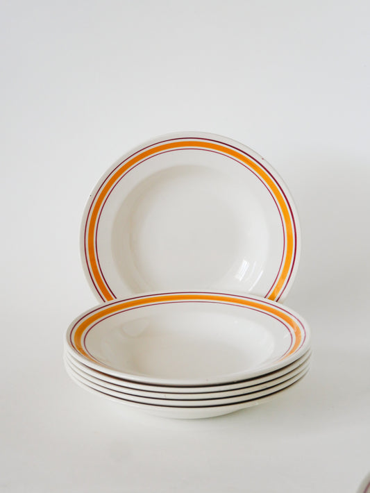 Lot de 6 assiettes creuses, Liserés Jaune et Bordeaux, 1960