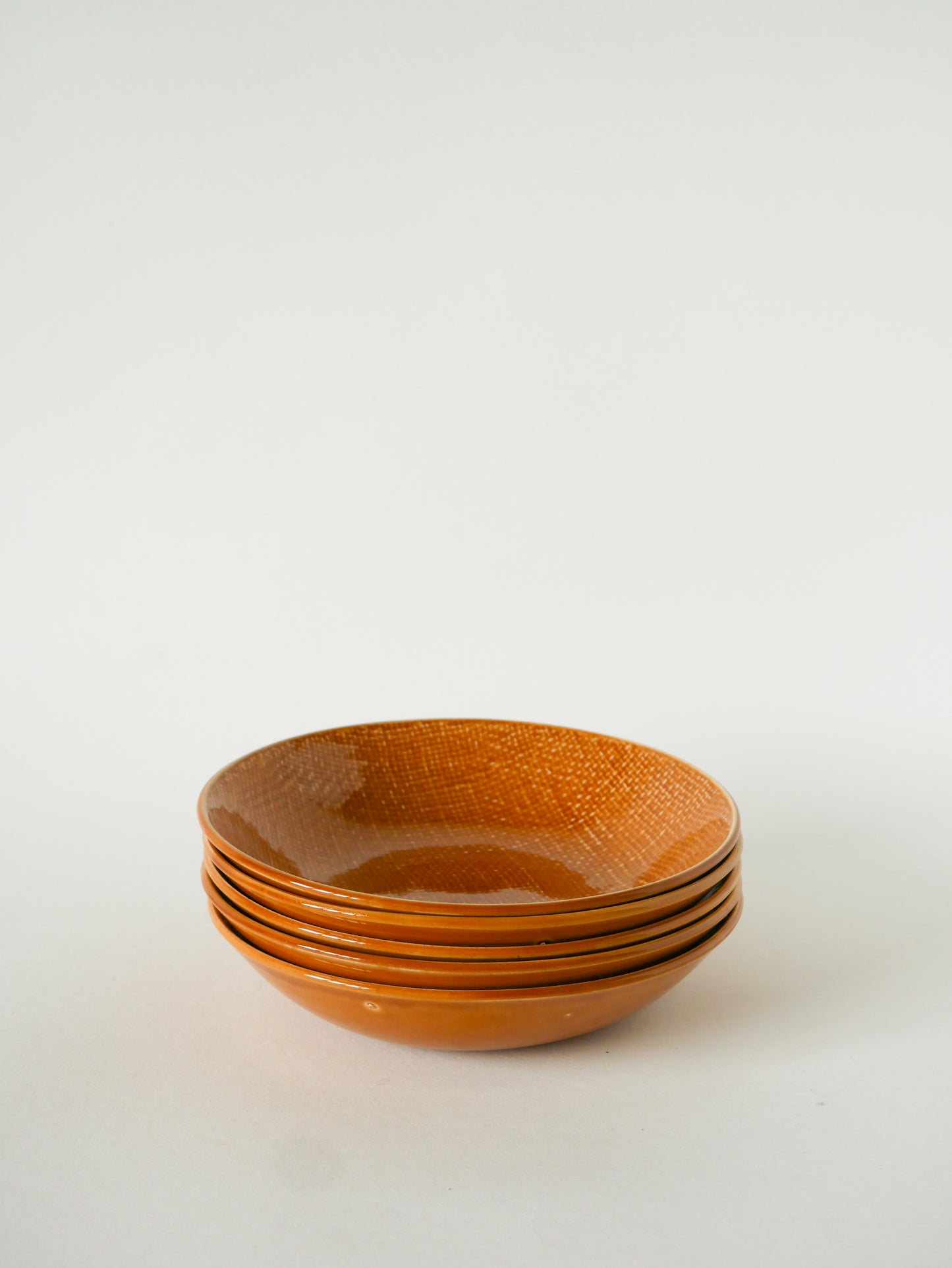 Lot de 5 assiettes creuses, effet tissé, Jaune Moutarde, Salins, 1950