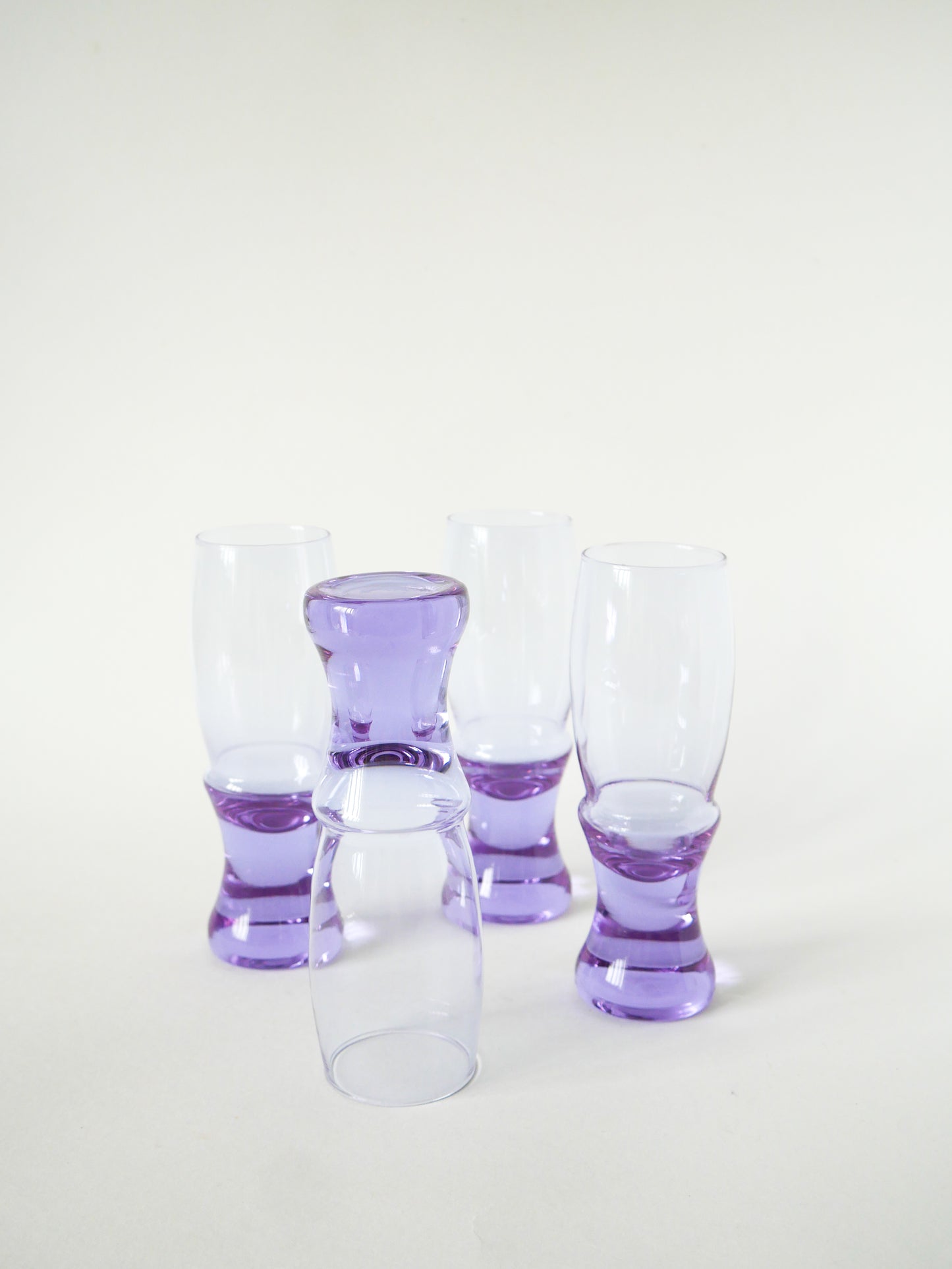 Ensemble de 4 verres à cocktails, Lilas, Made in Italy, Design, 1960
