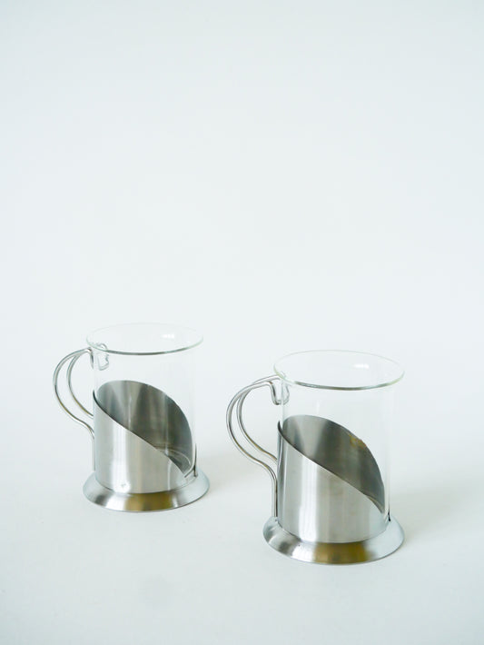 Paire de tasses à thé en verre et inox, Design, 1980