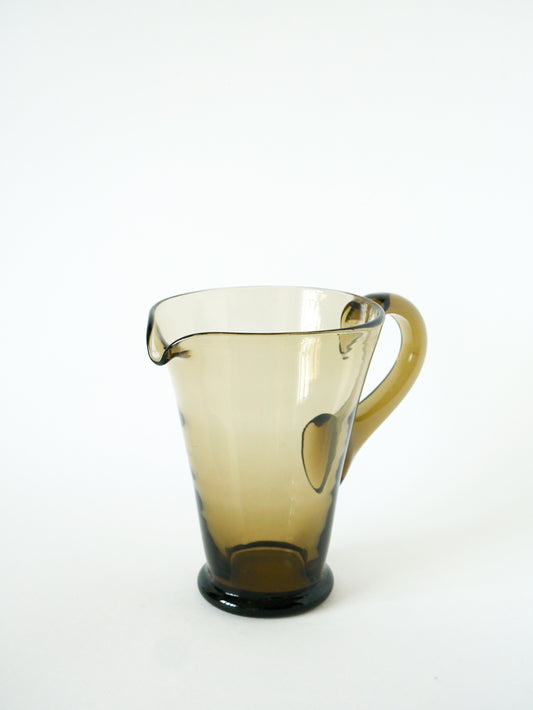 Pichet en verre fumé, Design, 1970 - 21 X 19 cm