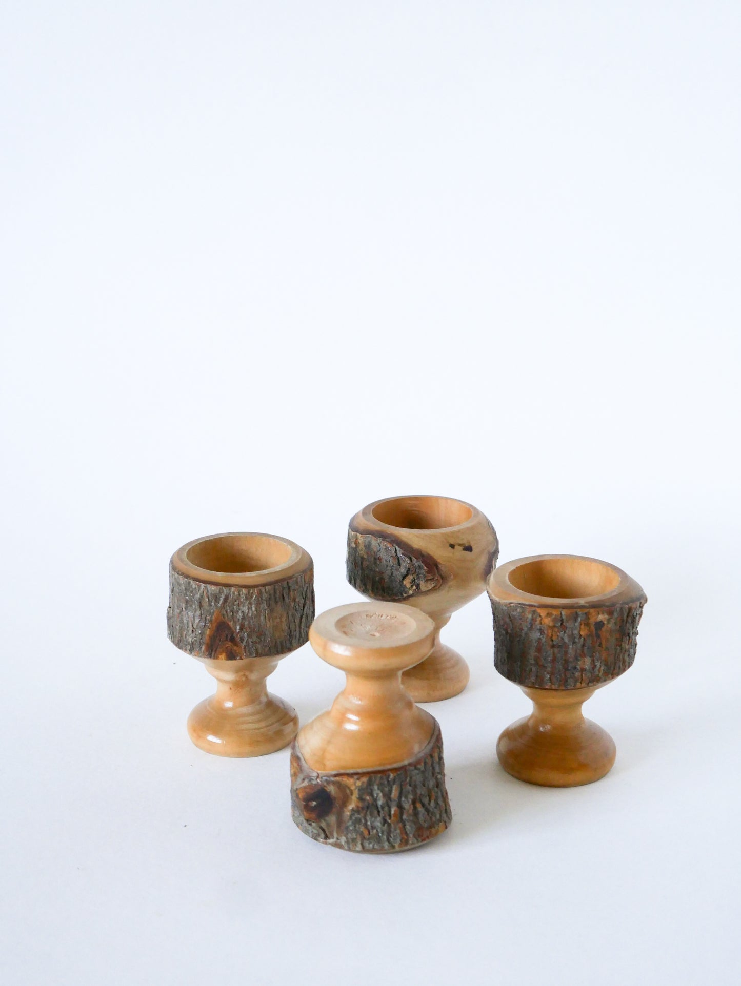 Ensemble de 4 coquetiers en bois, Brutaliste, 1970