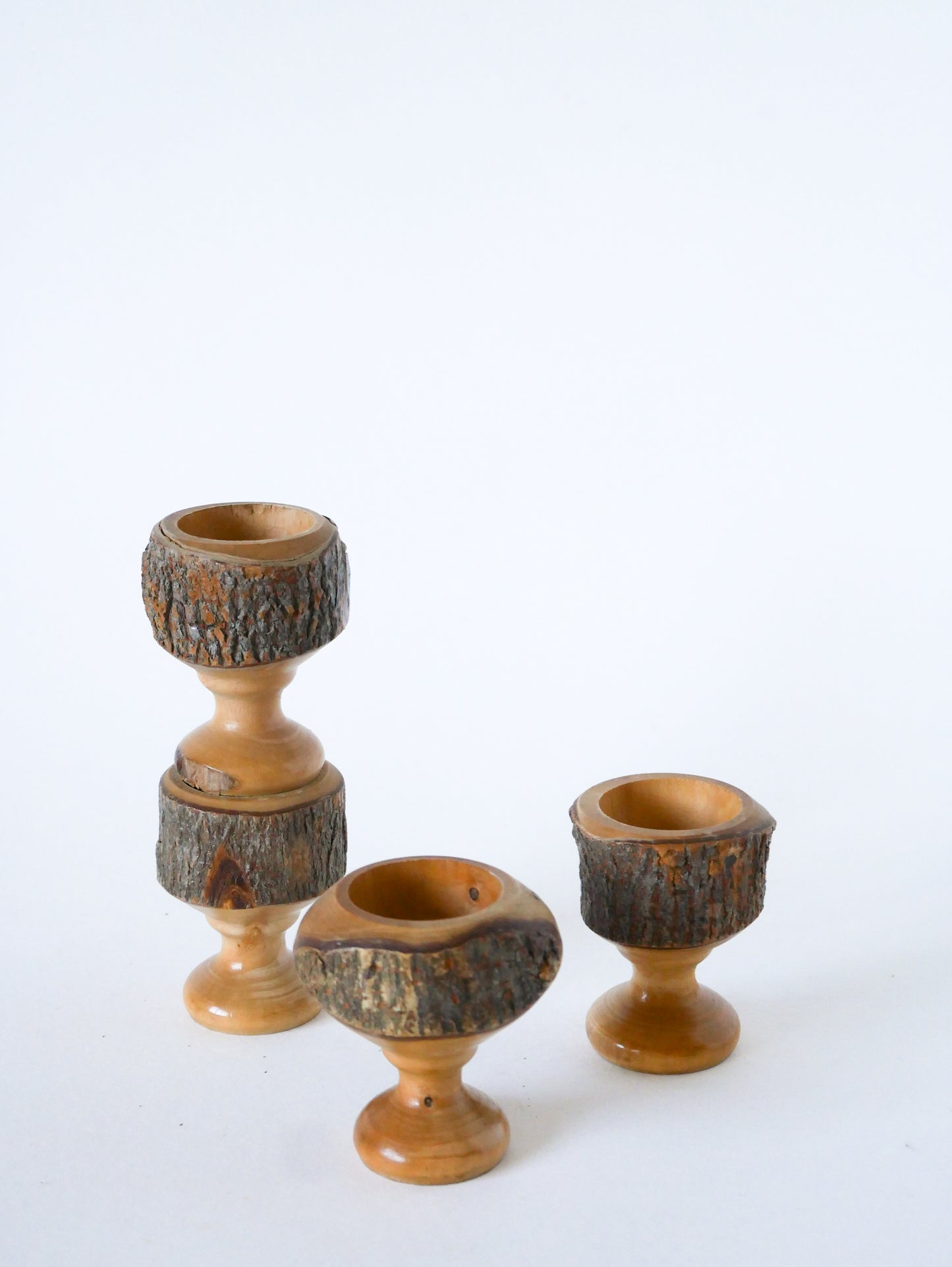 Ensemble de 4 coquetiers en bois, Brutaliste, 1970