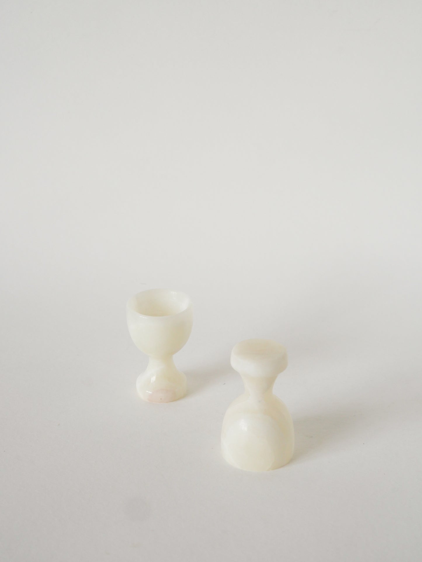 Paire de coquetiers en Albâtre, Ecru, 1970