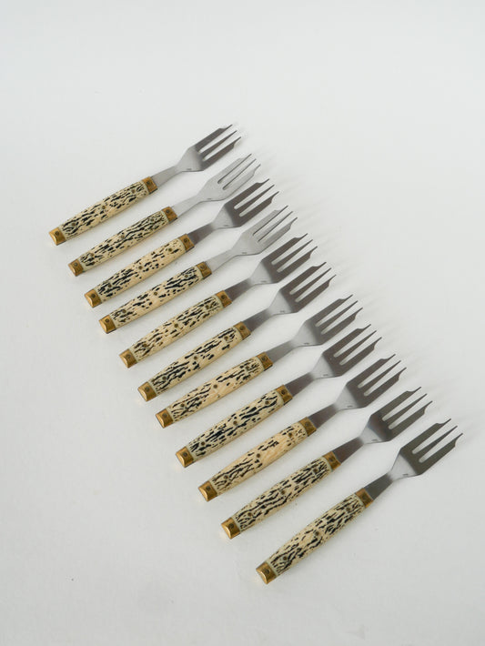 Ensemble de 11 fourchettes à dessert en bakélite et laiton, Beige & Noir, 1970