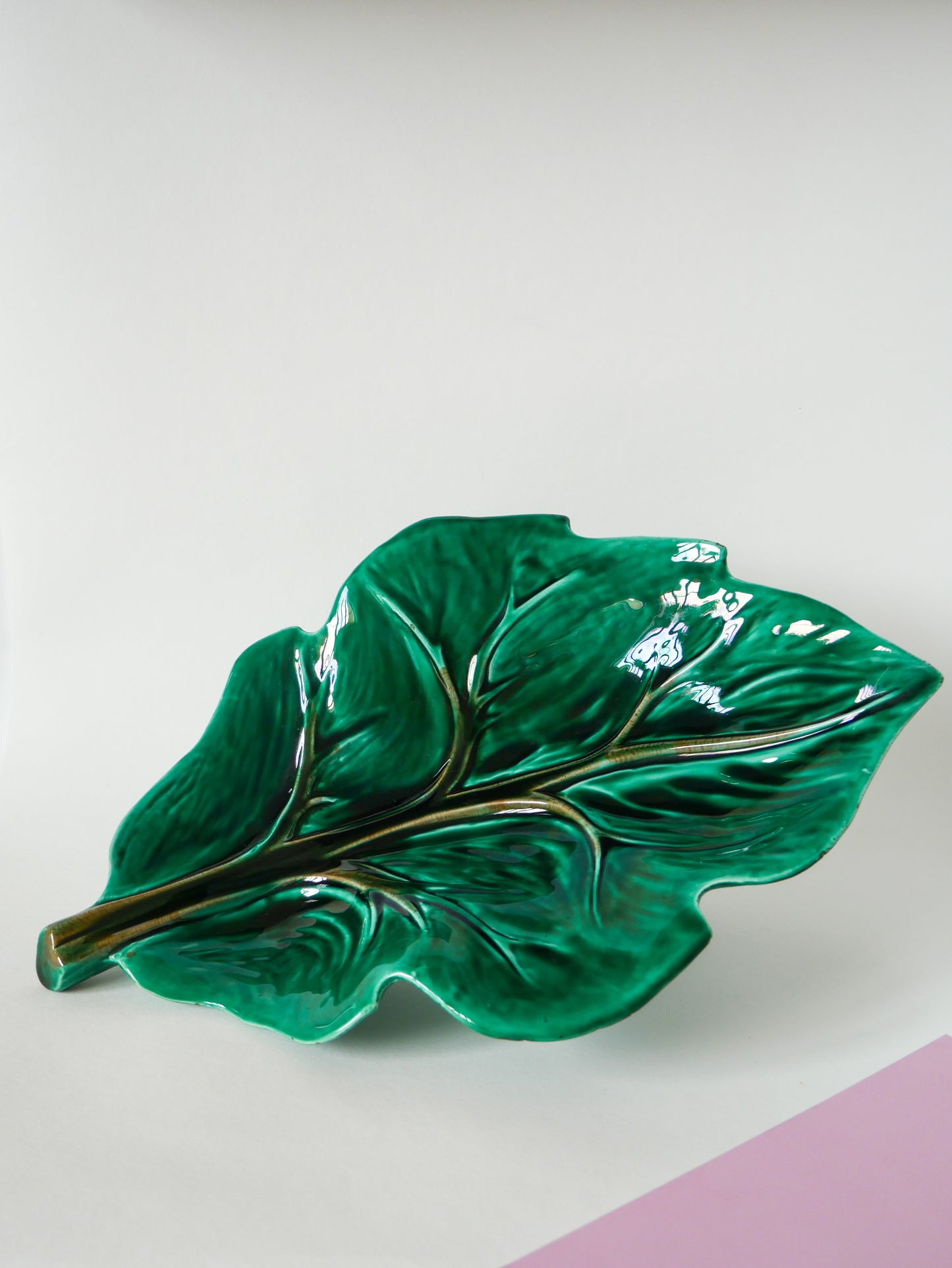 Géante coupe en barbotine / céramique modèle Feuille, Design, 1970