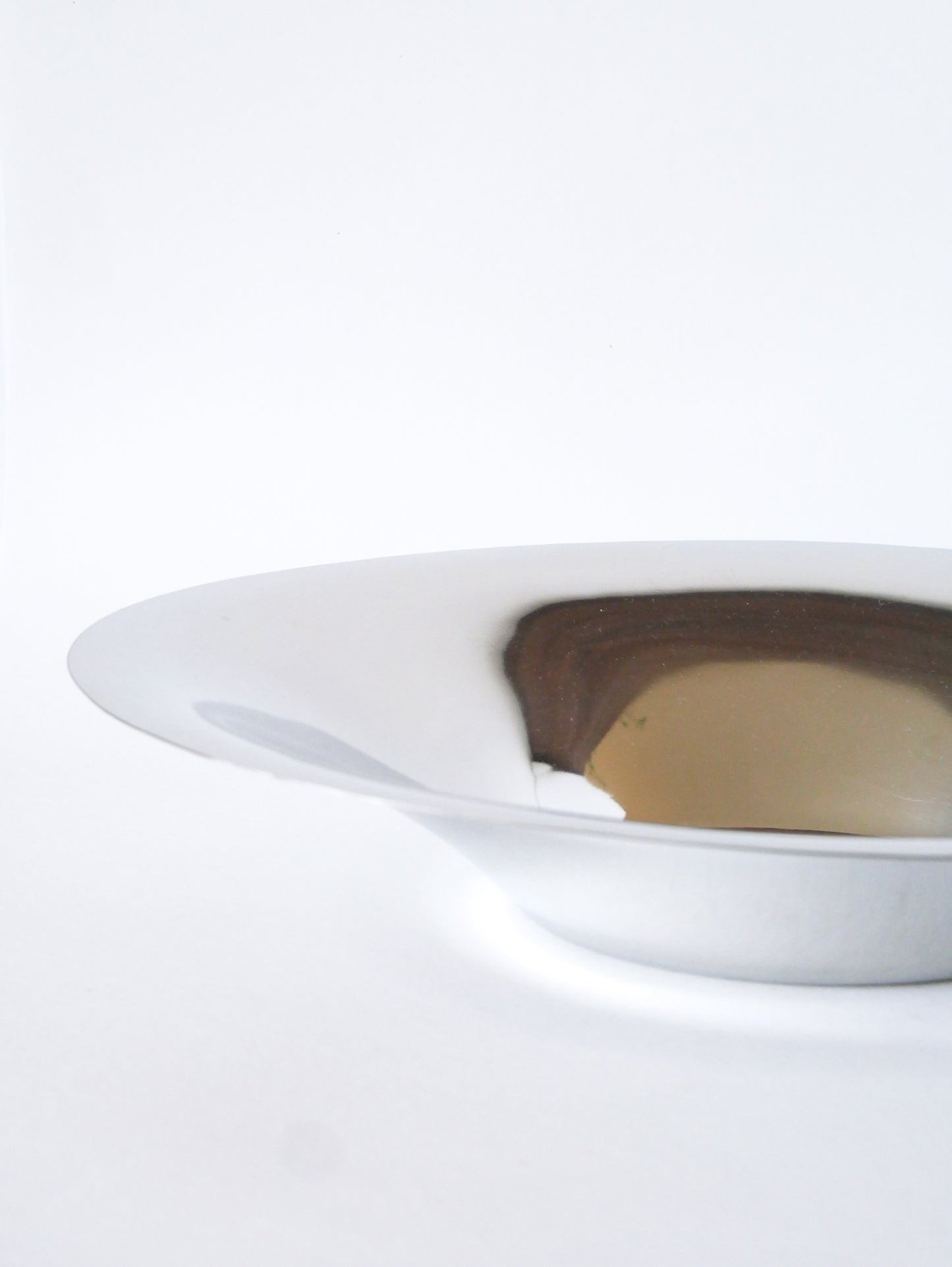 Grande coupe ovoïde en inox, Design, 1970