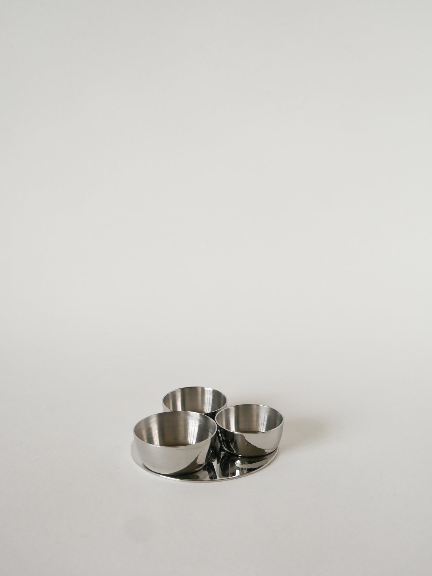 Mini triple présentoir en inox, Design, 1970