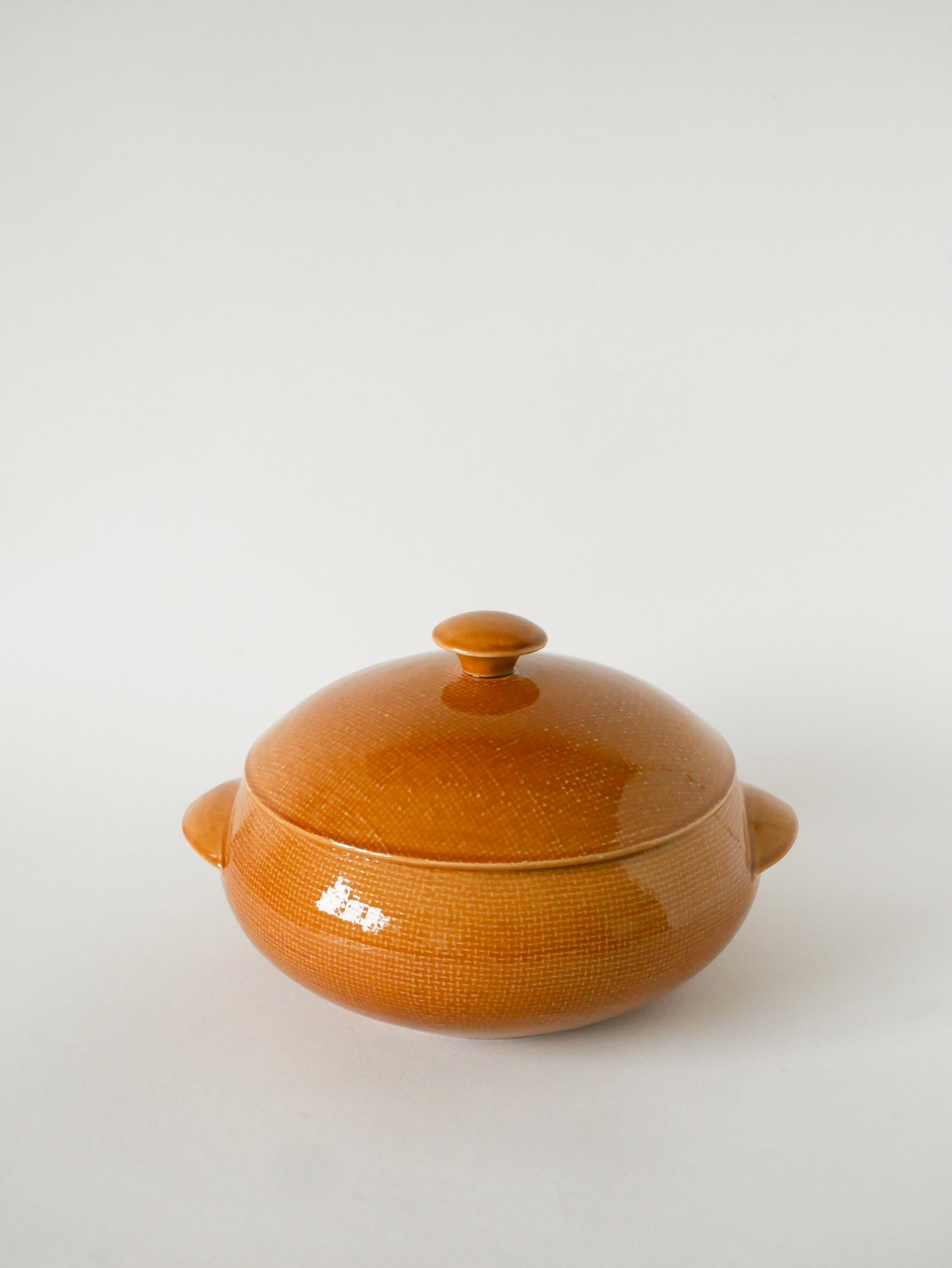 Soupière ovale, effet tissé, Jaune Moutarde, Salins, 1950