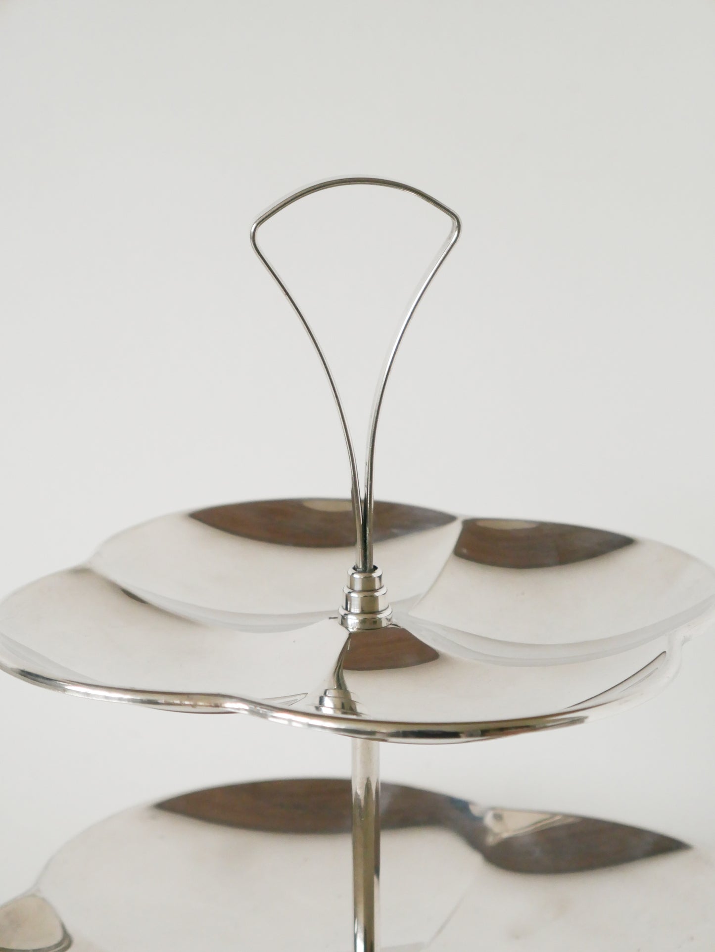 Plateau serviteur à compartiments en inox, modèle Fleur, 1970