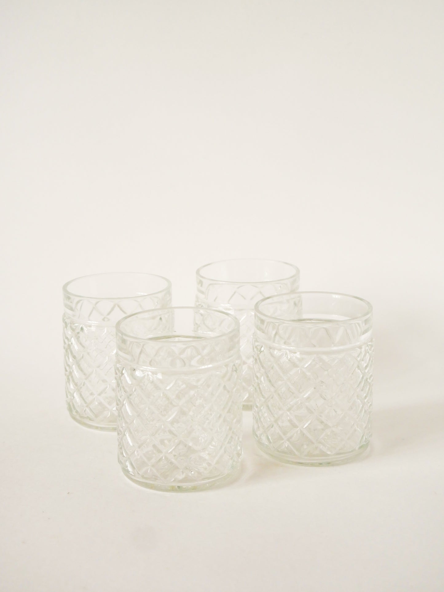 Ensemble de 4 verres à whisky facettés, 1970