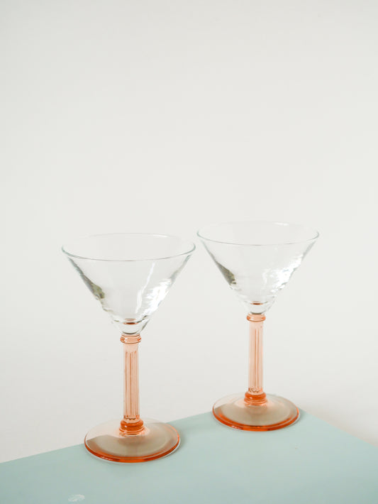 Lot de 6 verres à cocktail à pieds travaillés, Rose, Made in France, 1970