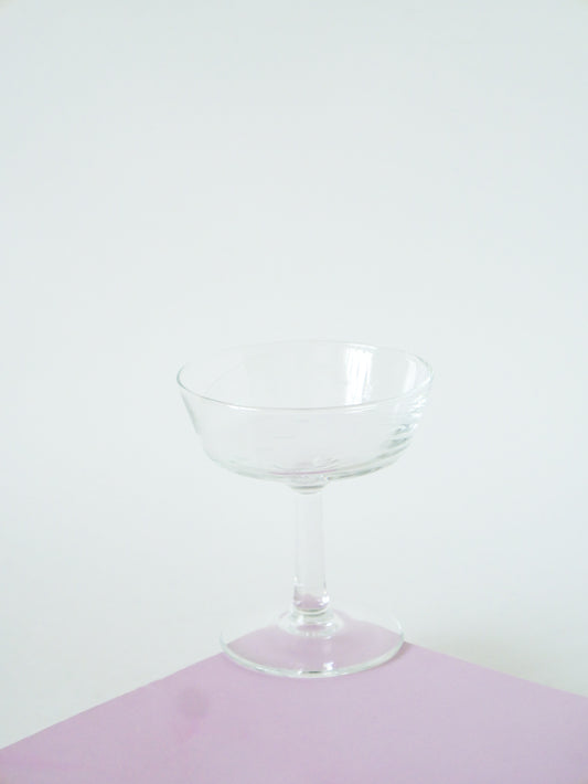 Ensemble de 6 coupes à champagne gravées en cristallin, 1960