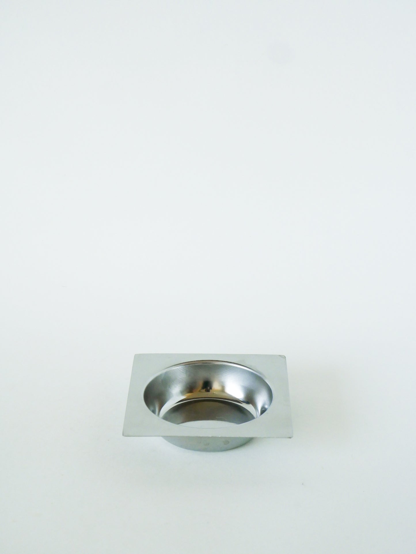 Vide-poche / cendrier en inox Carré, Design, 1970