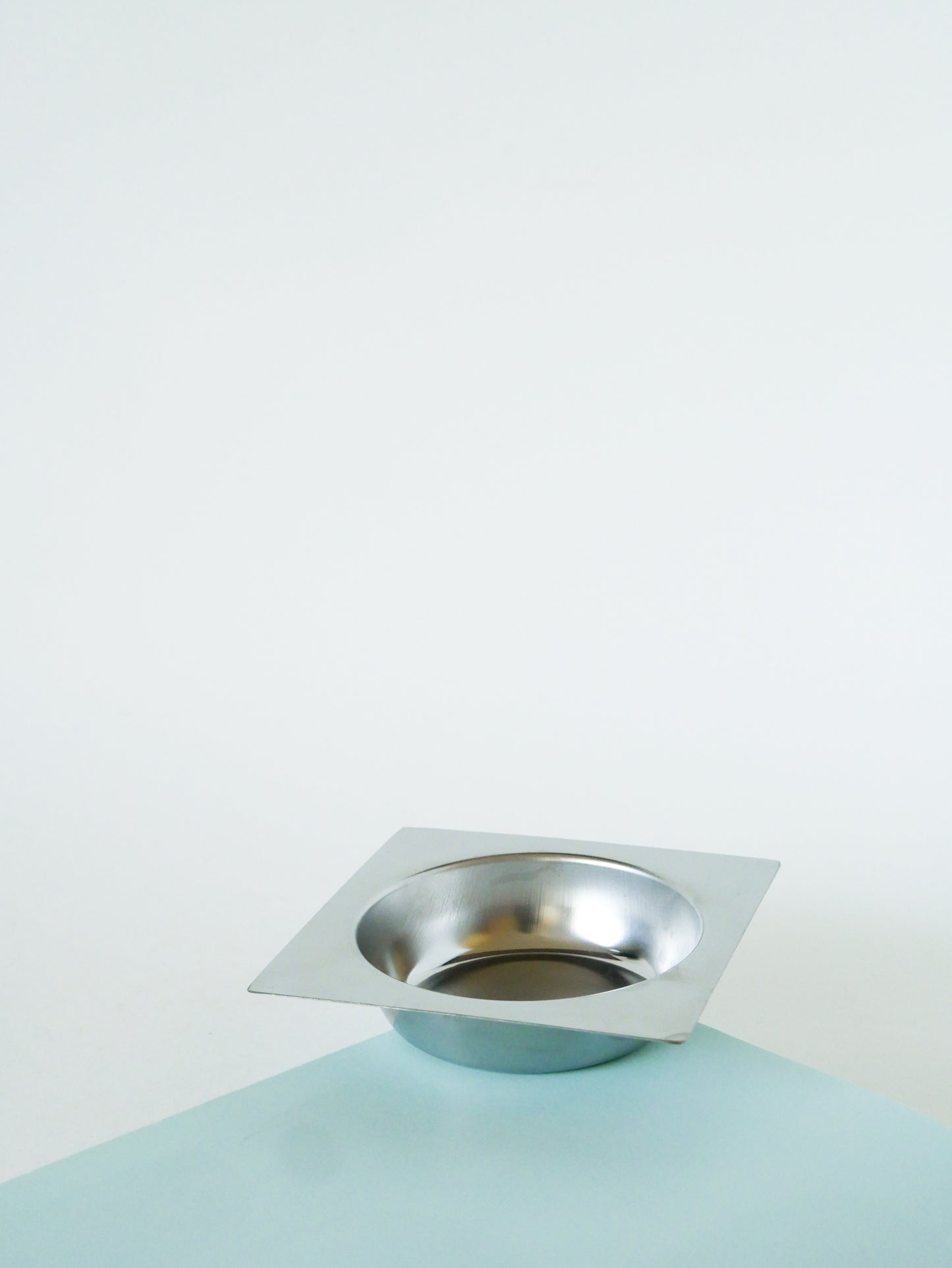 Vide-poche / cendrier en inox Carré, Design, 1970