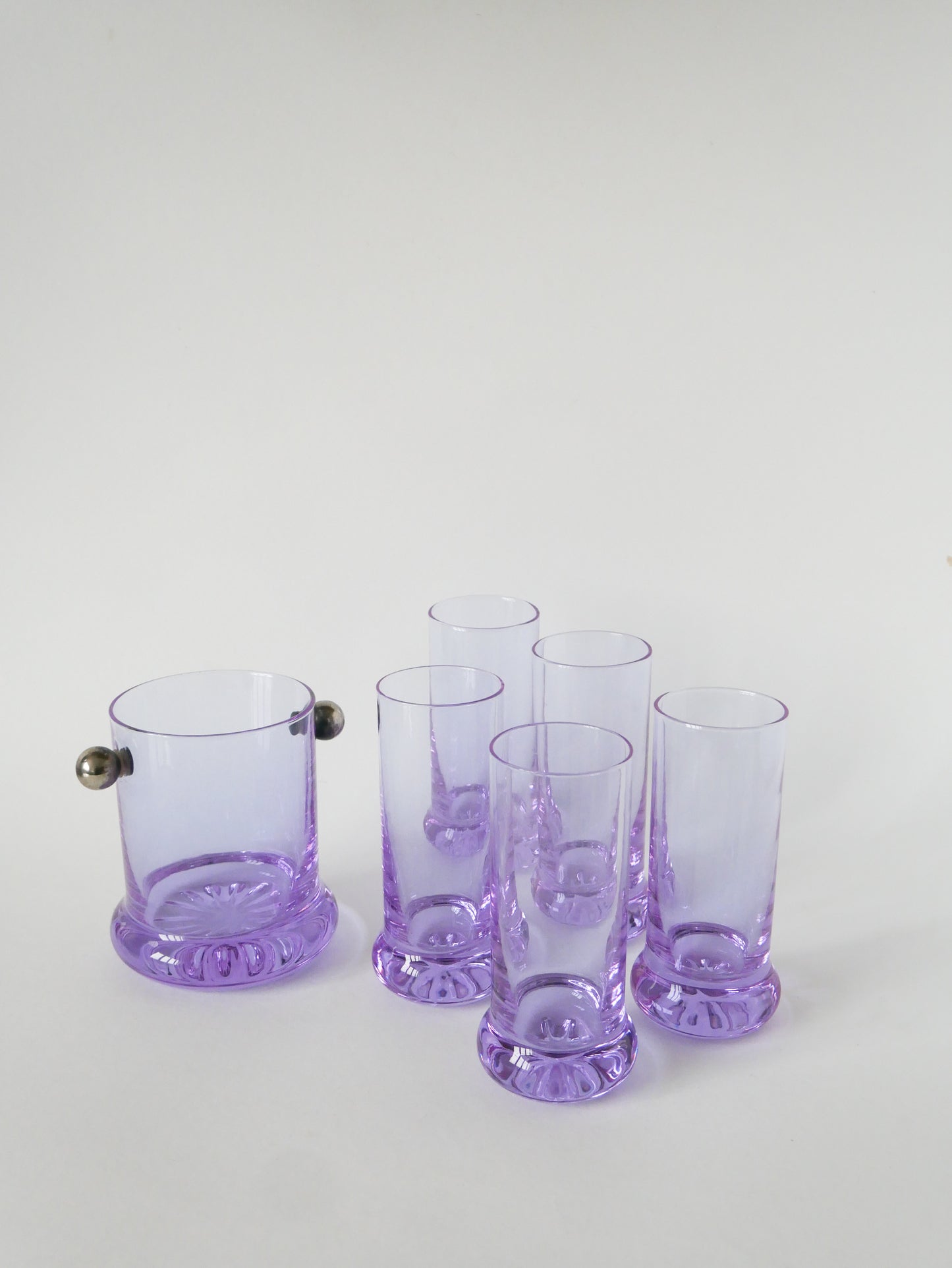 Ensemble composé de 5 verres à cocktails et d'un seau à glace, Violet et Chrome, Made in Italy, 1960