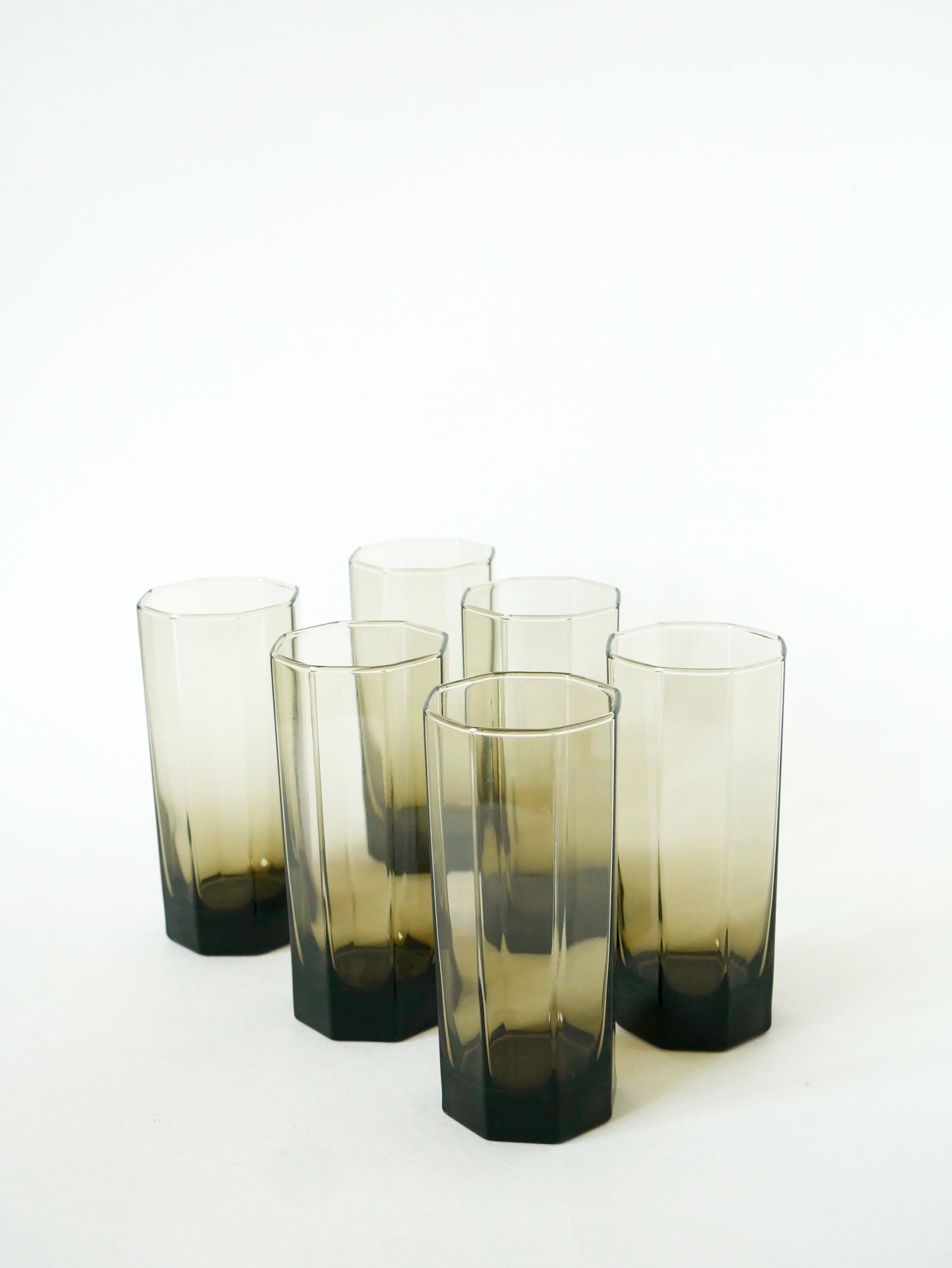 Ensemble de 6 verres octogonaux Long Drink, Verre fumés, Design, 1970 - 15 X 6.5 cm
